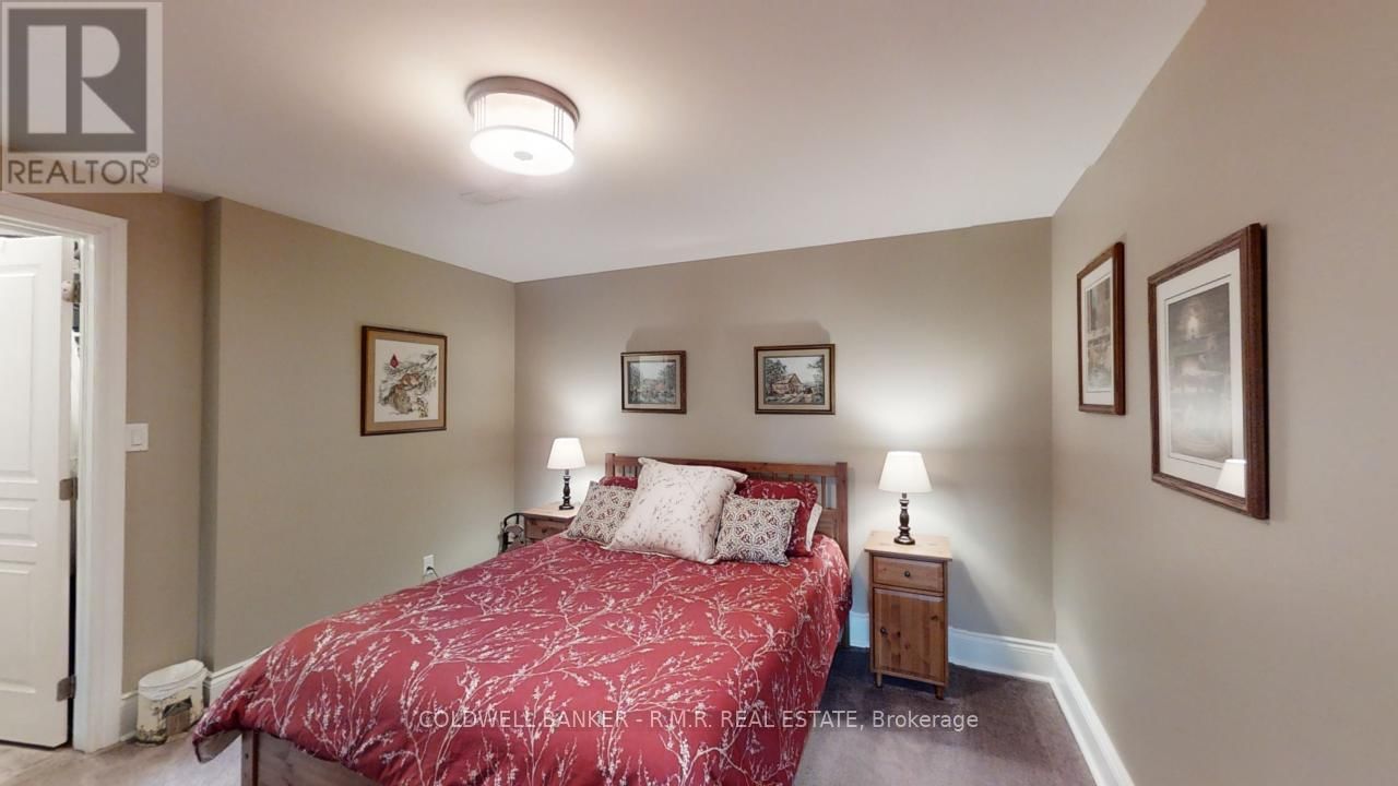 470 BLUE MOUNTAIN ROAD Image 29