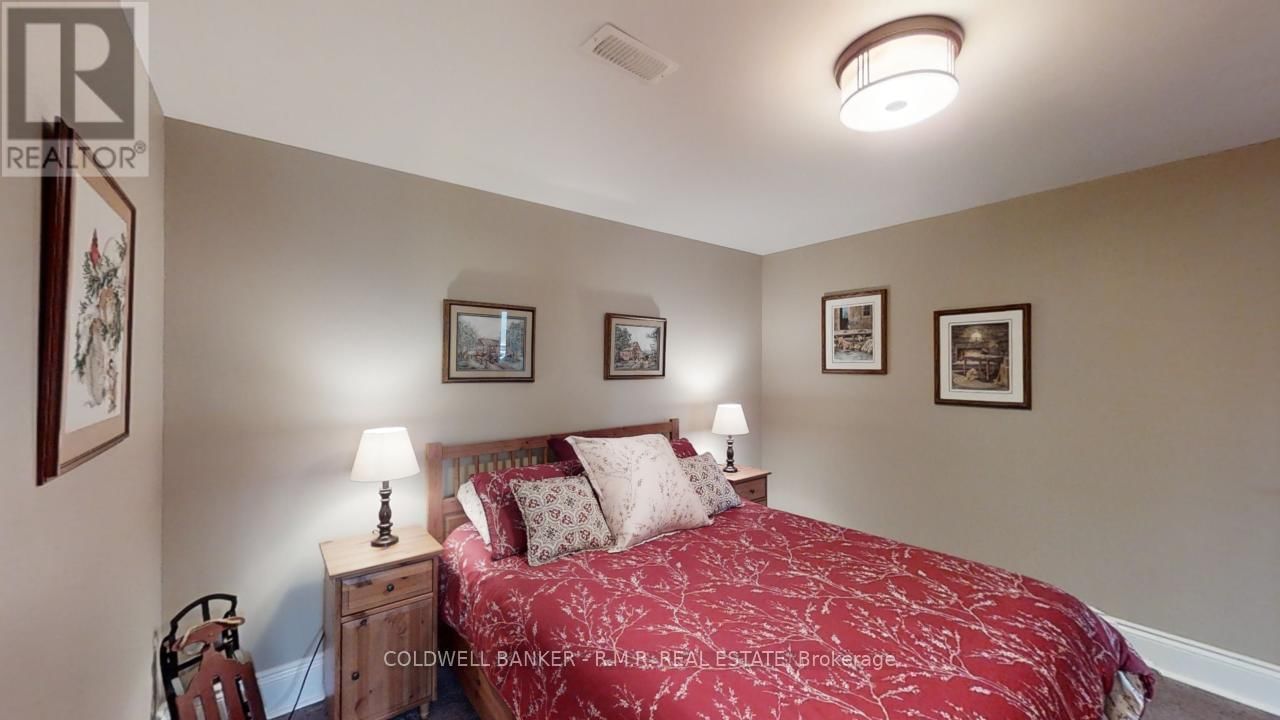 470 BLUE MOUNTAIN ROAD Image 30