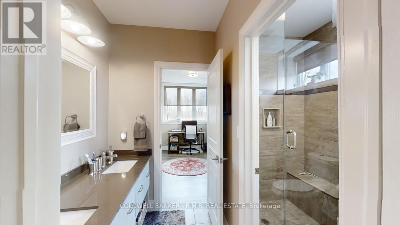 470 BLUE MOUNTAIN ROAD Image 31