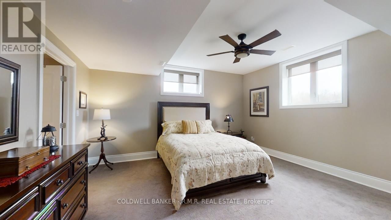 470 BLUE MOUNTAIN ROAD Image 36