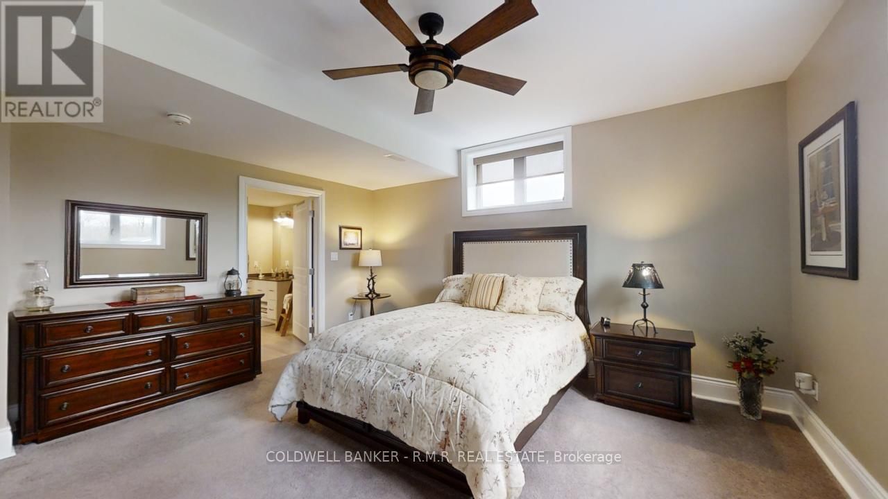 470 BLUE MOUNTAIN ROAD Image 37