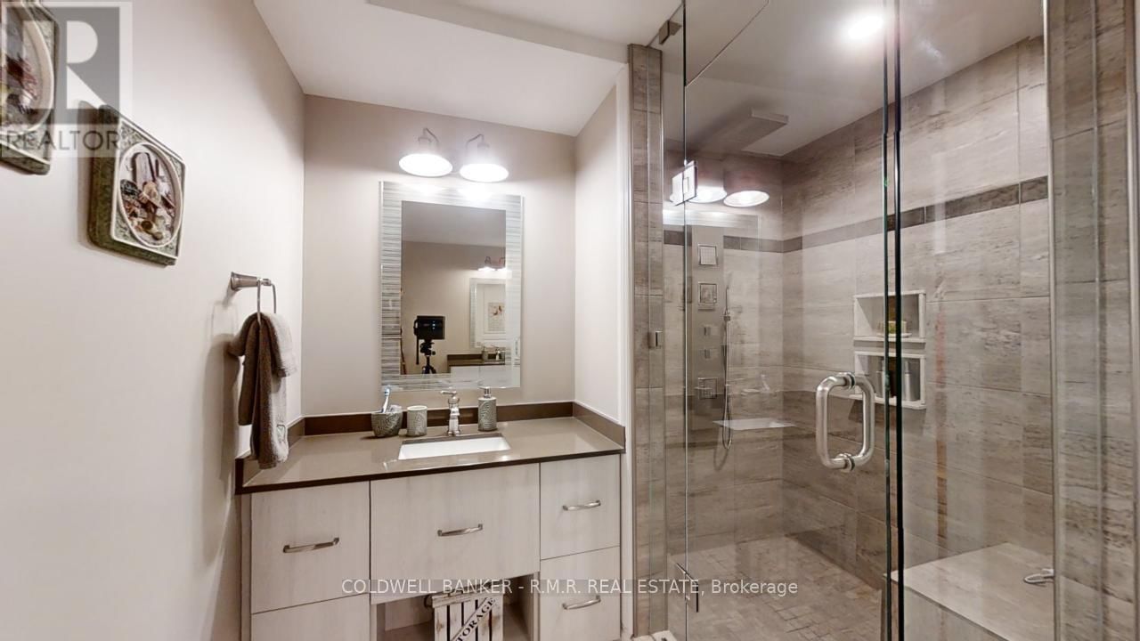 470 BLUE MOUNTAIN ROAD Image 38