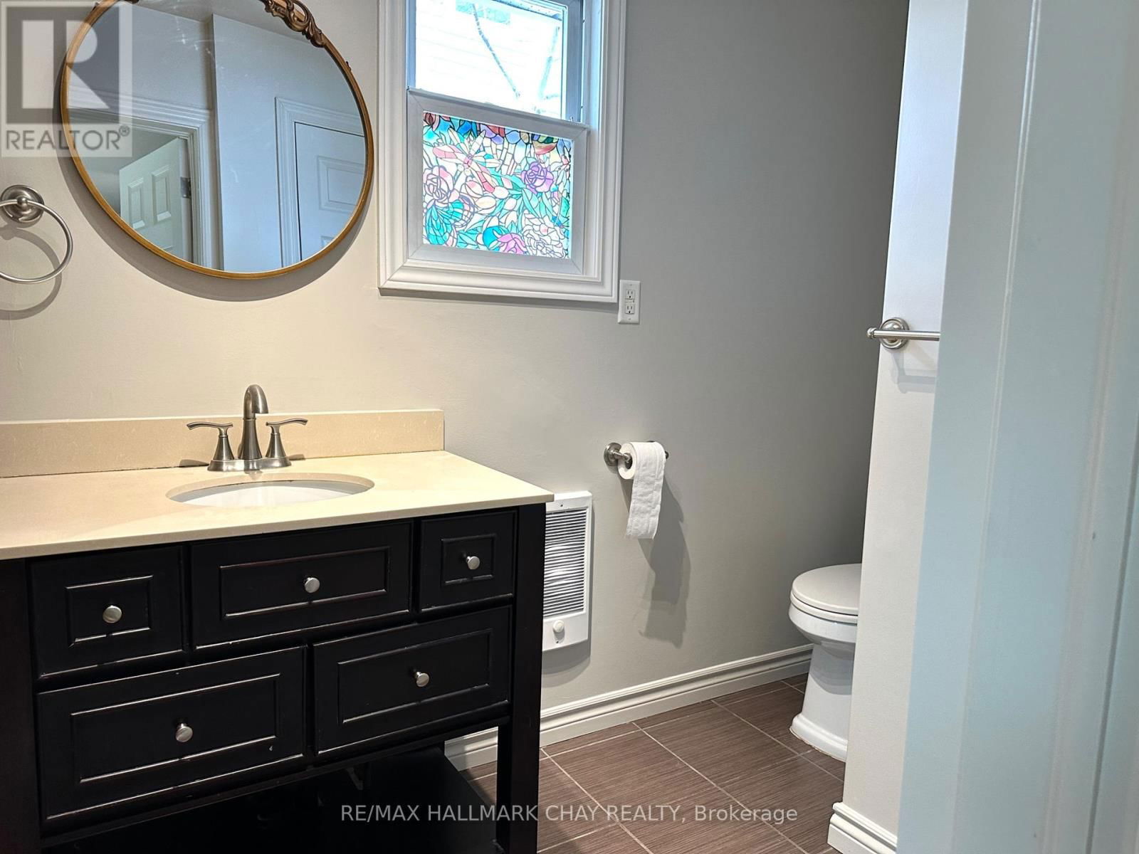 982 ROBINSON STREET Image 10