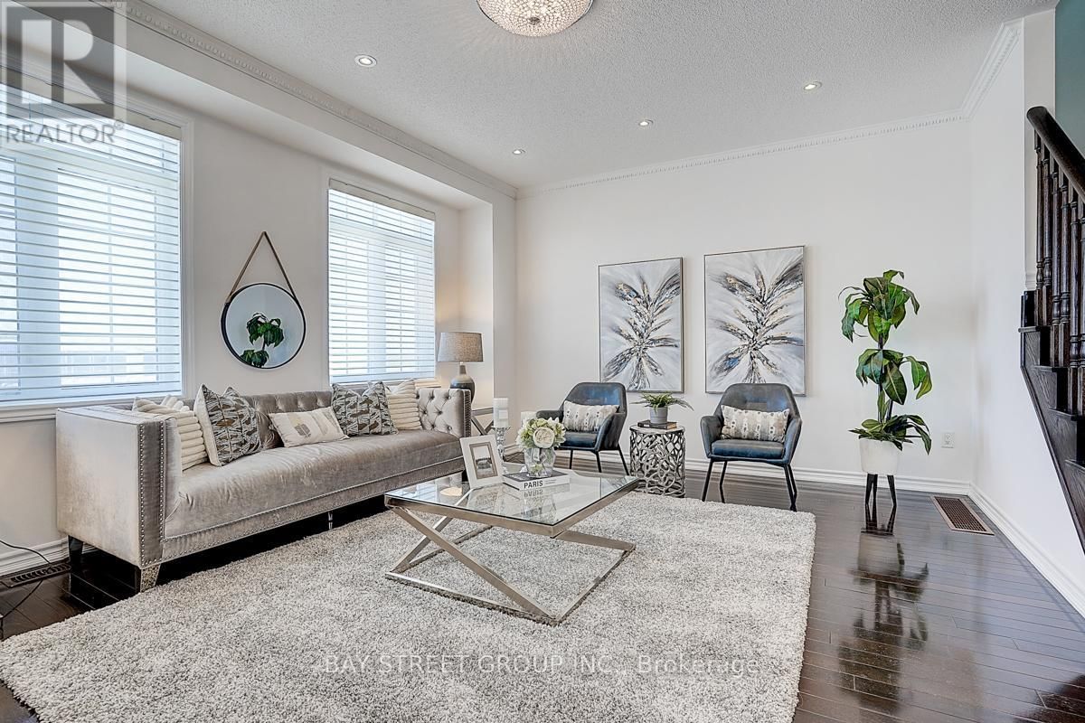 10981 WOODBINE AVENUE Image 19