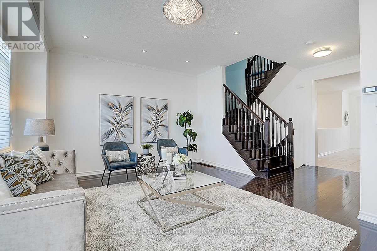 10981 WOODBINE AVENUE Image 20