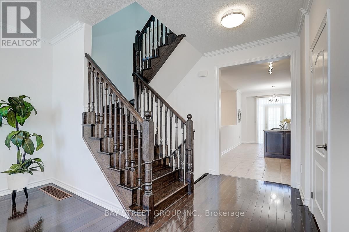 10981 WOODBINE AVENUE Image 22