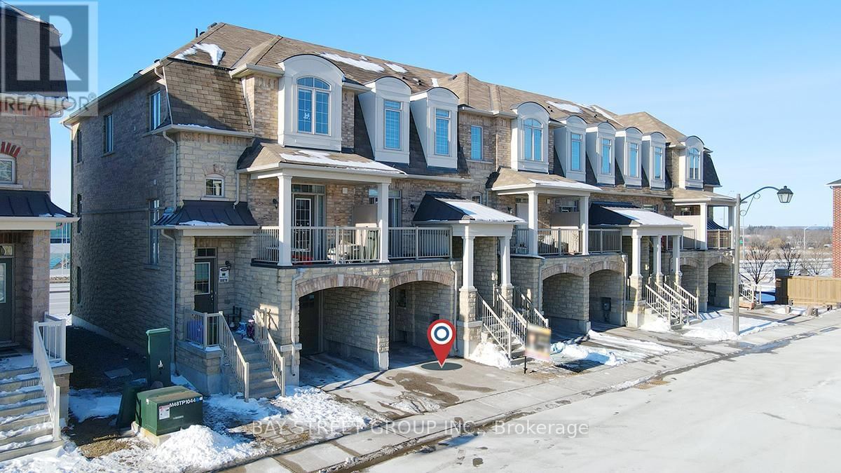 10981 WOODBINE AVENUE Image 3