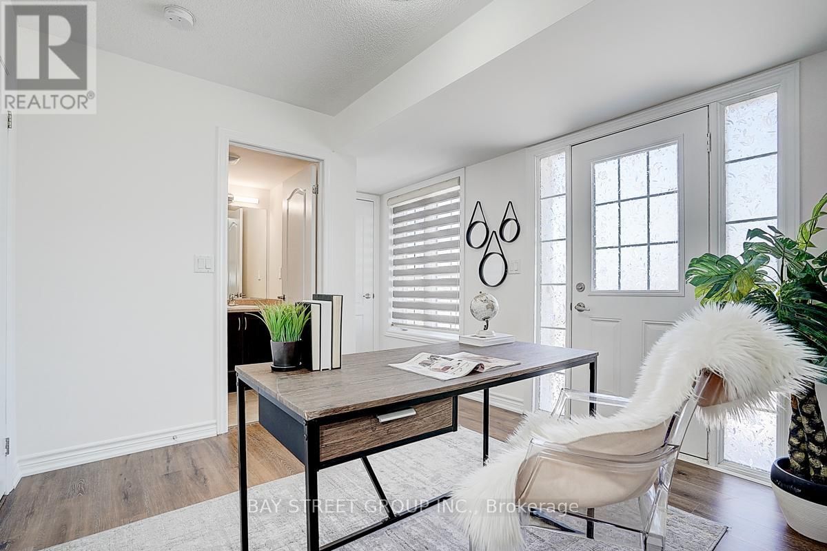 10981 WOODBINE AVENUE Image 40