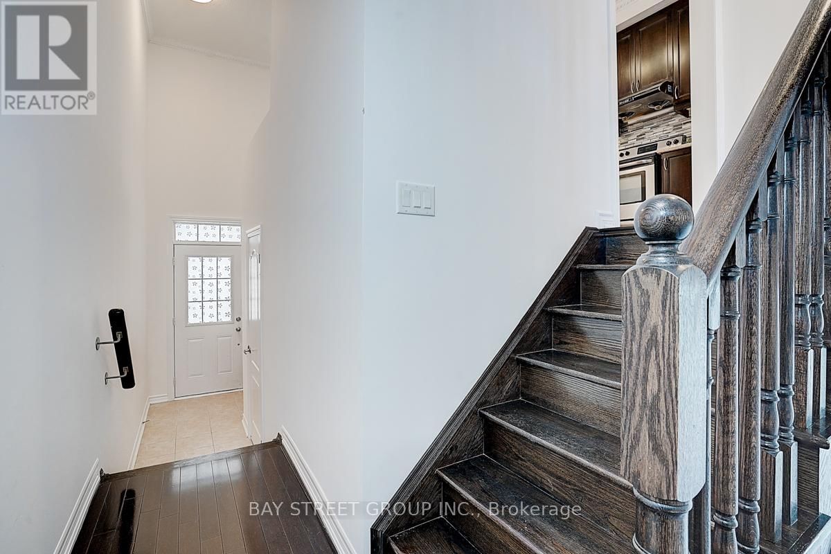 10981 WOODBINE AVENUE Image 8