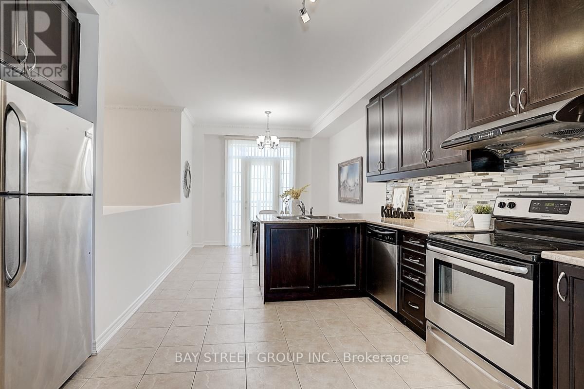 10981 WOODBINE AVENUE Image 9