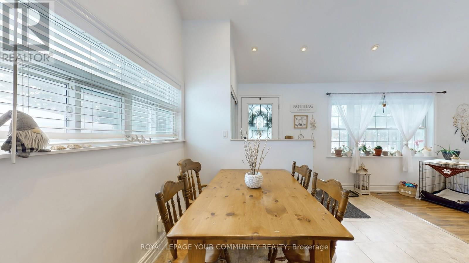 5154 AURORA ROAD Image 20