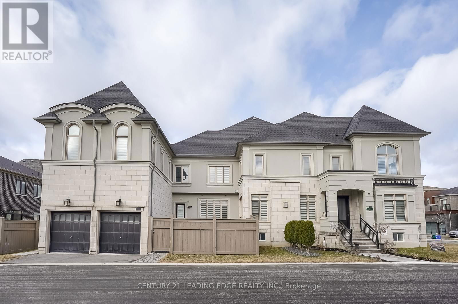 18 CALLISTO LANE EAST Image 1