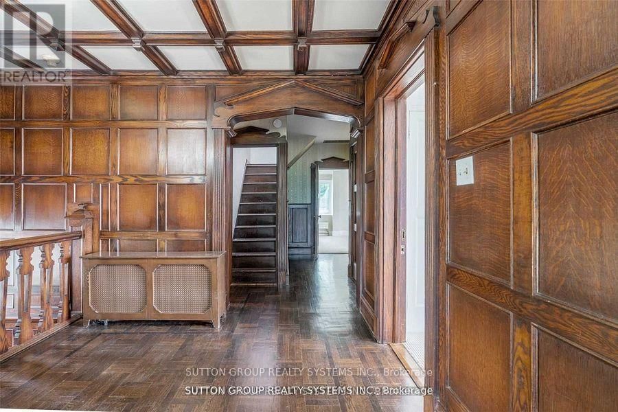 13284 BATHURST STREET Image 16