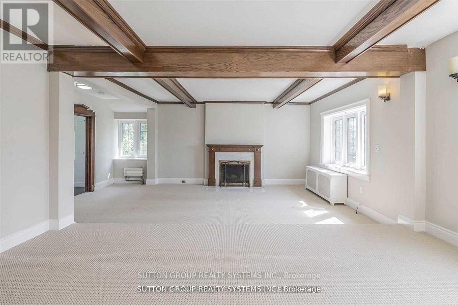 13284 BATHURST STREET Image 18