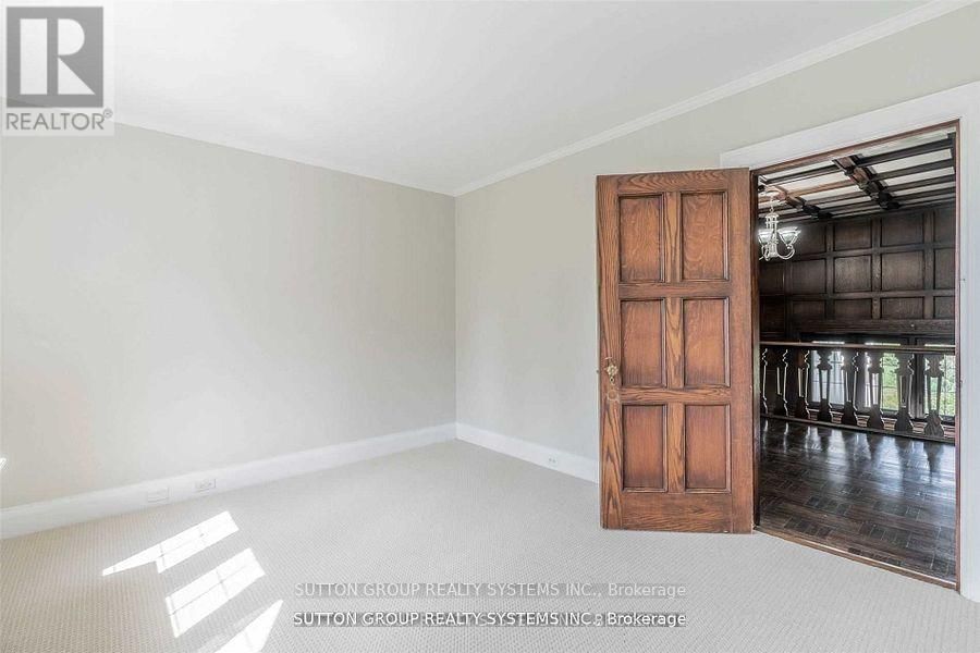 13284 BATHURST STREET Image 28