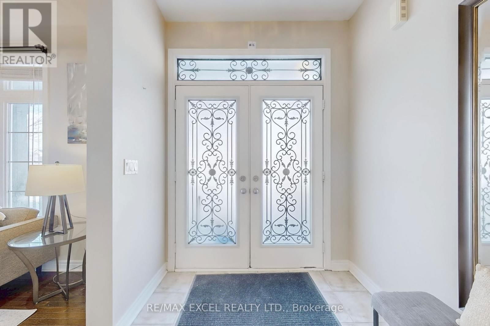 553 RIVERLANDS AVENUE Image 20