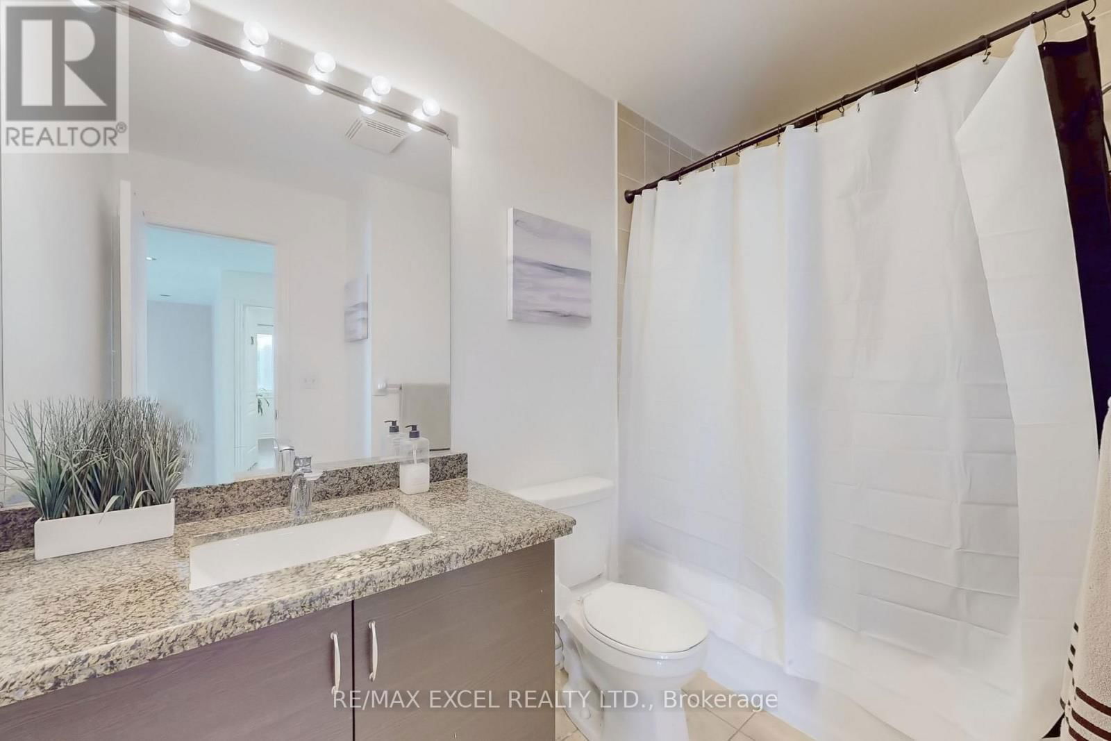 553 RIVERLANDS AVENUE Image 34