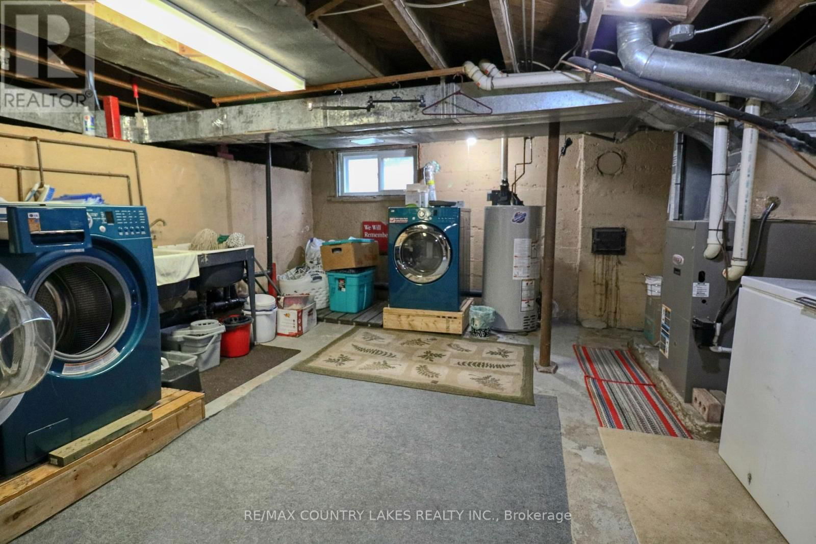 483 SIMCOE STREET Image 22