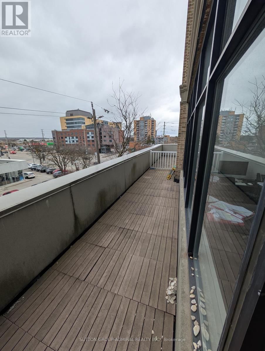 301 - 10376 YONGE STREET Image 15