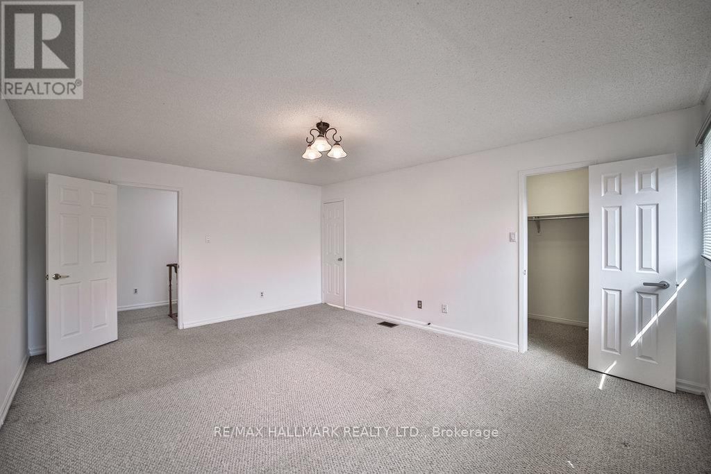51 QUEENSMILL COURT Image 13