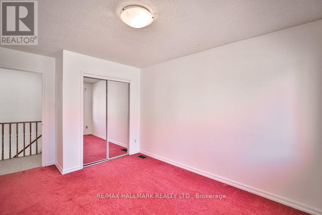 51 QUEENSMILL COURT Image 20