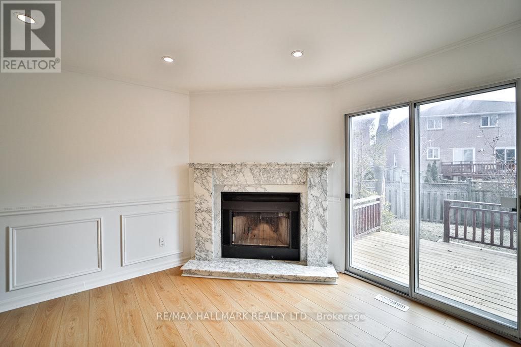 51 QUEENSMILL COURT Image 6