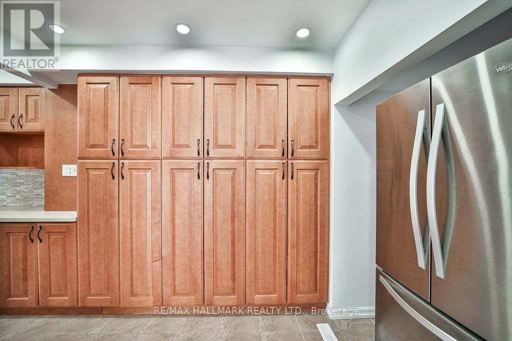 51 QUEENSMILL COURT Image 9