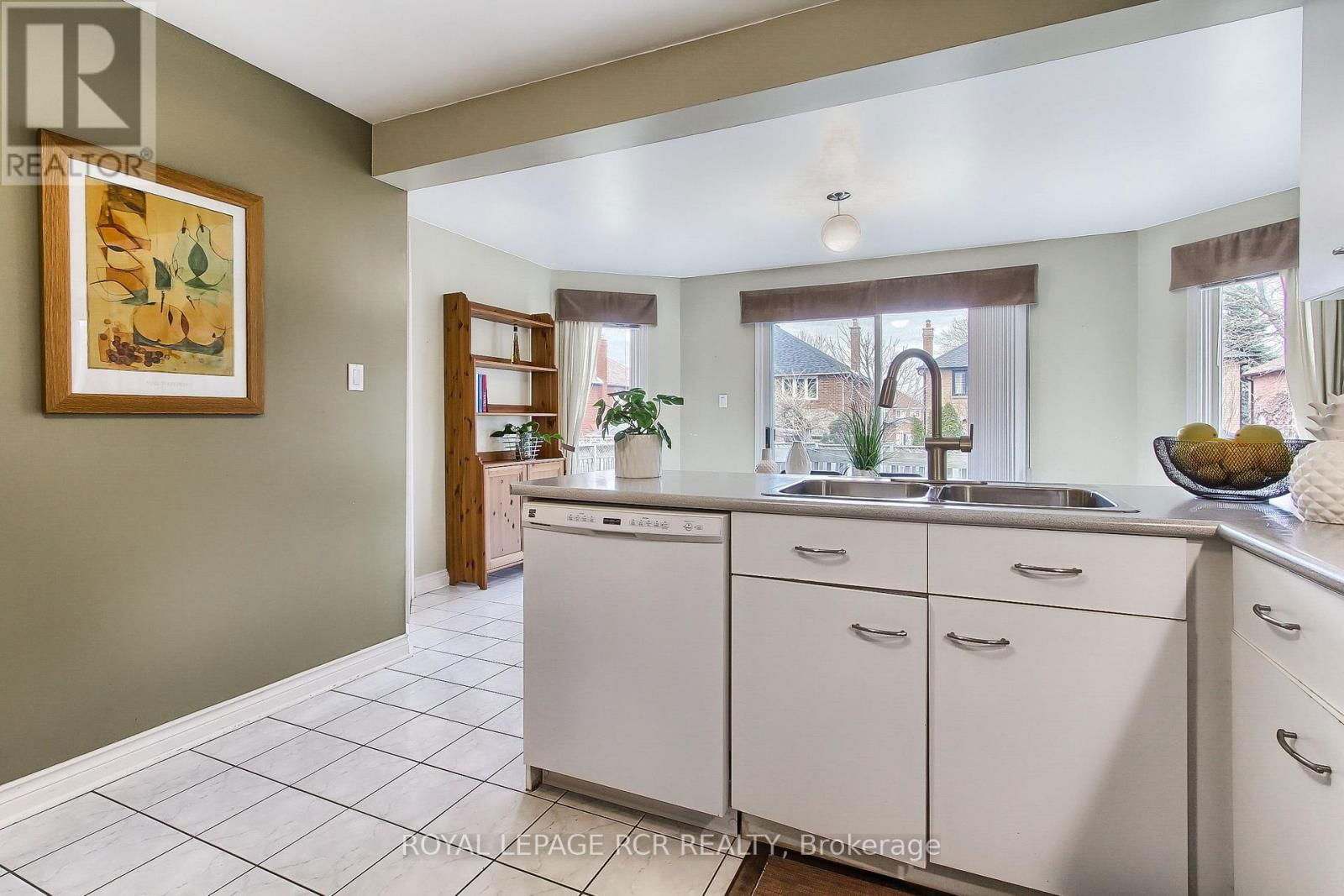 611 GAGNON PLACE Image 18