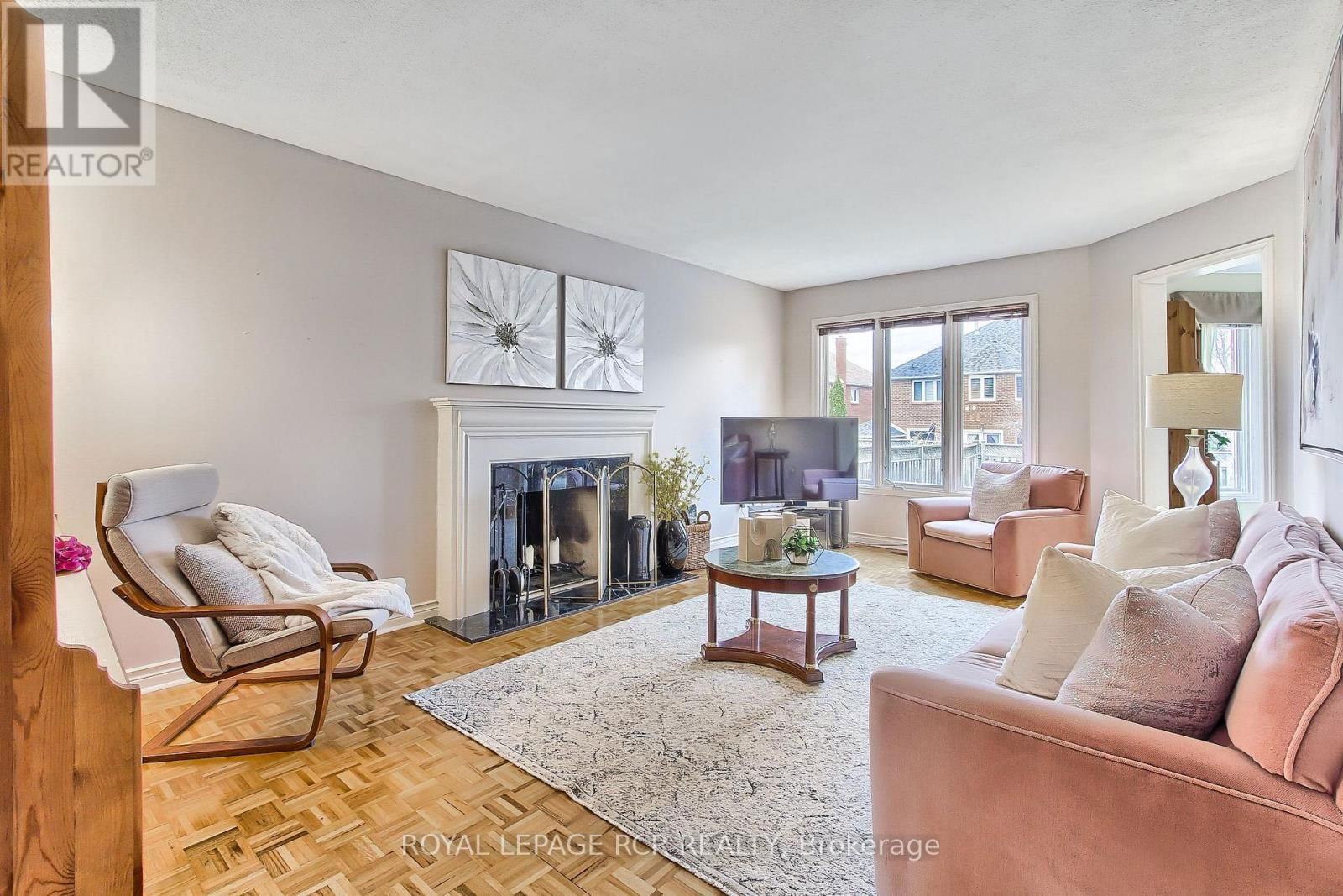611 GAGNON PLACE Image 25