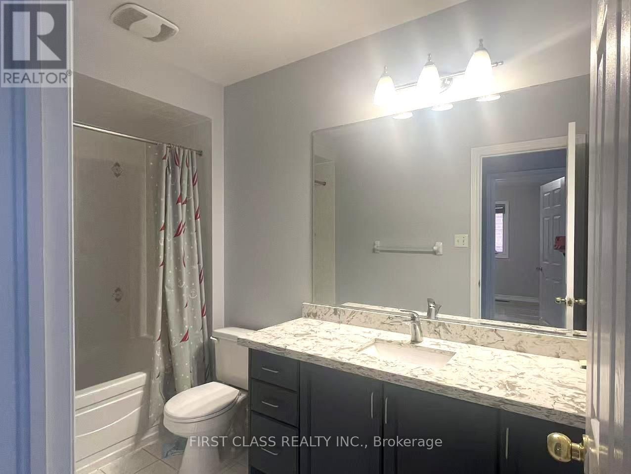 35 WEST NORMANDY DRIVE Image 13
