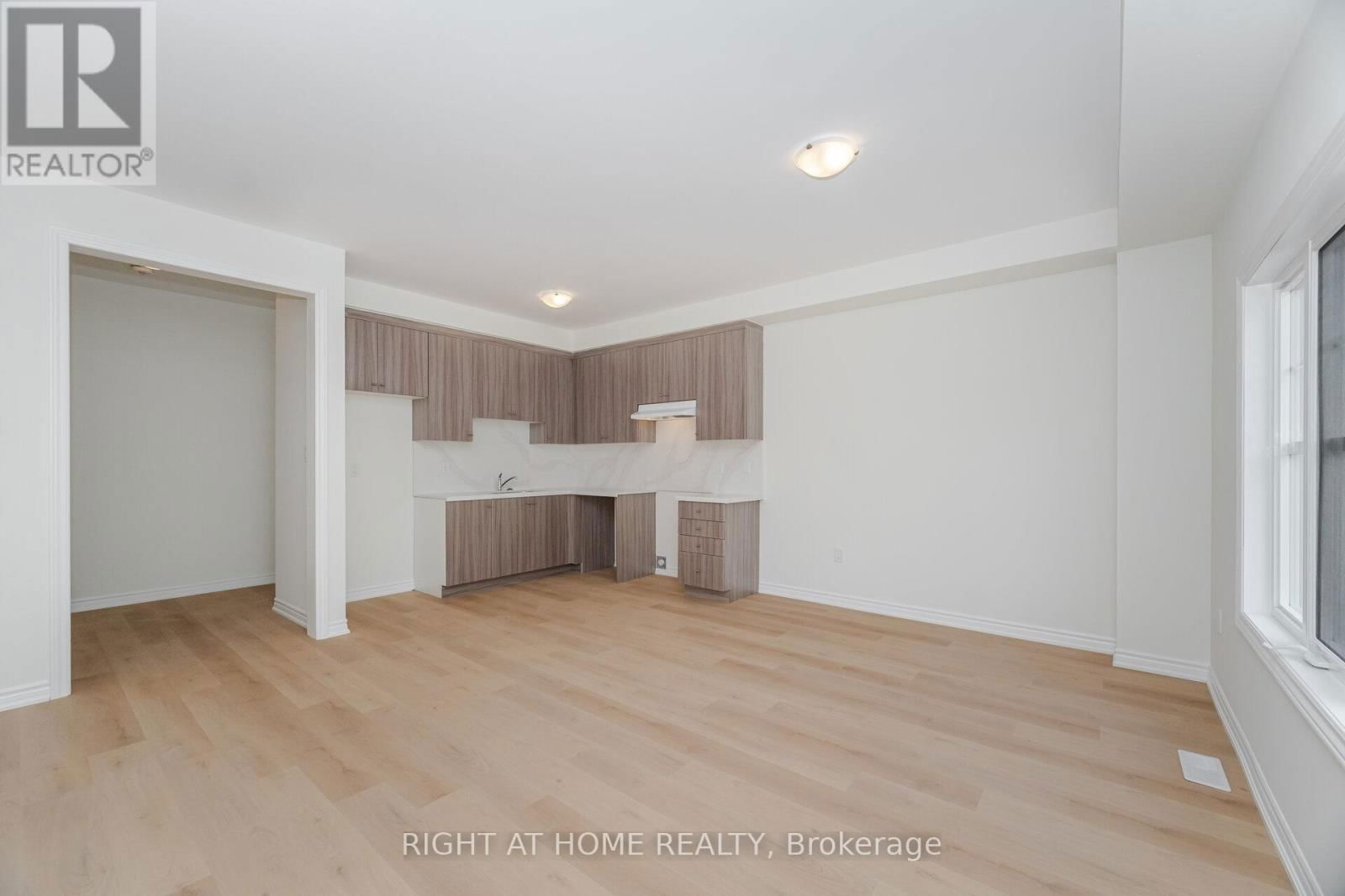 16 RAVENSCRAIG PLACE Image 6