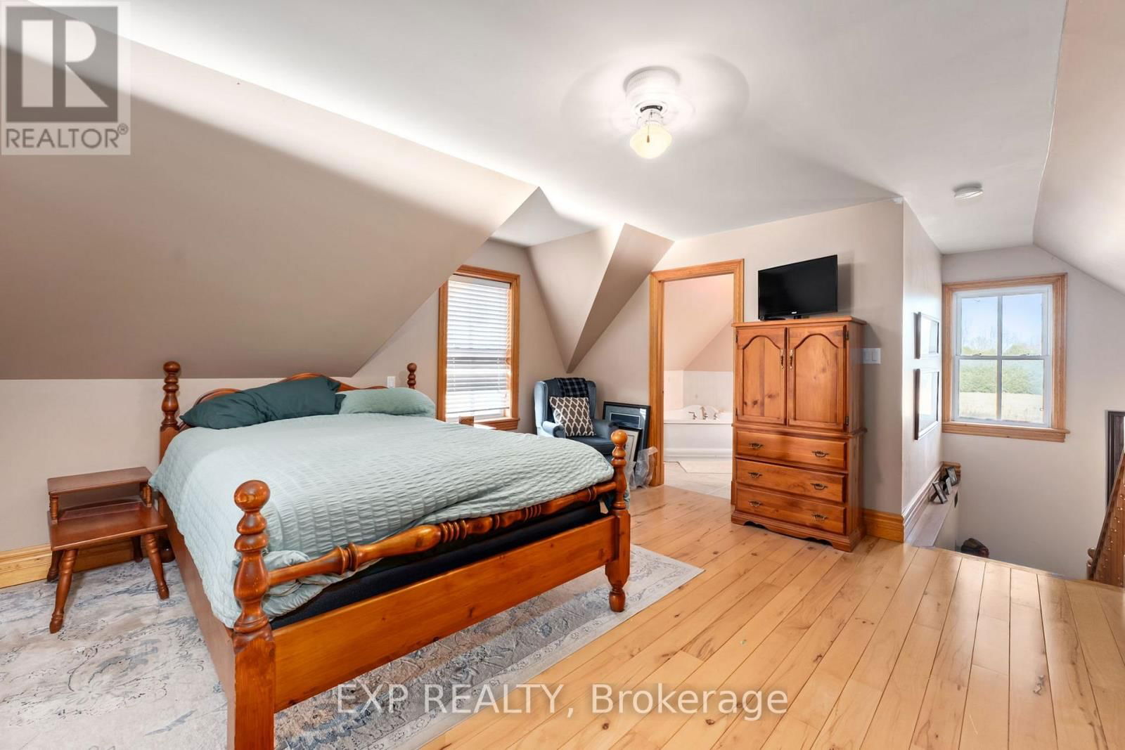 8923 MORNING GLORY ROAD Image 29