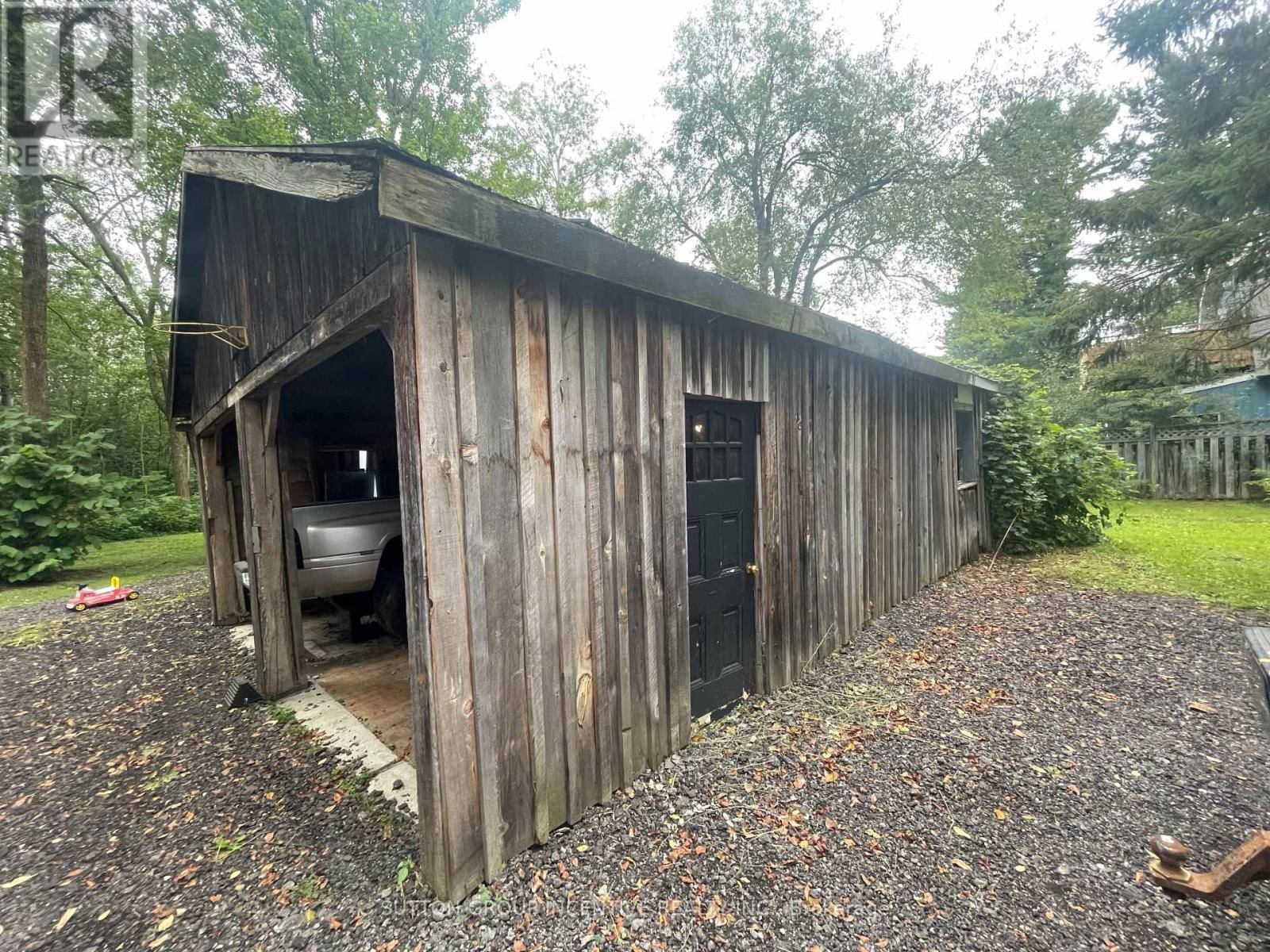 7216 COUNTY ROAD 13 Image 28