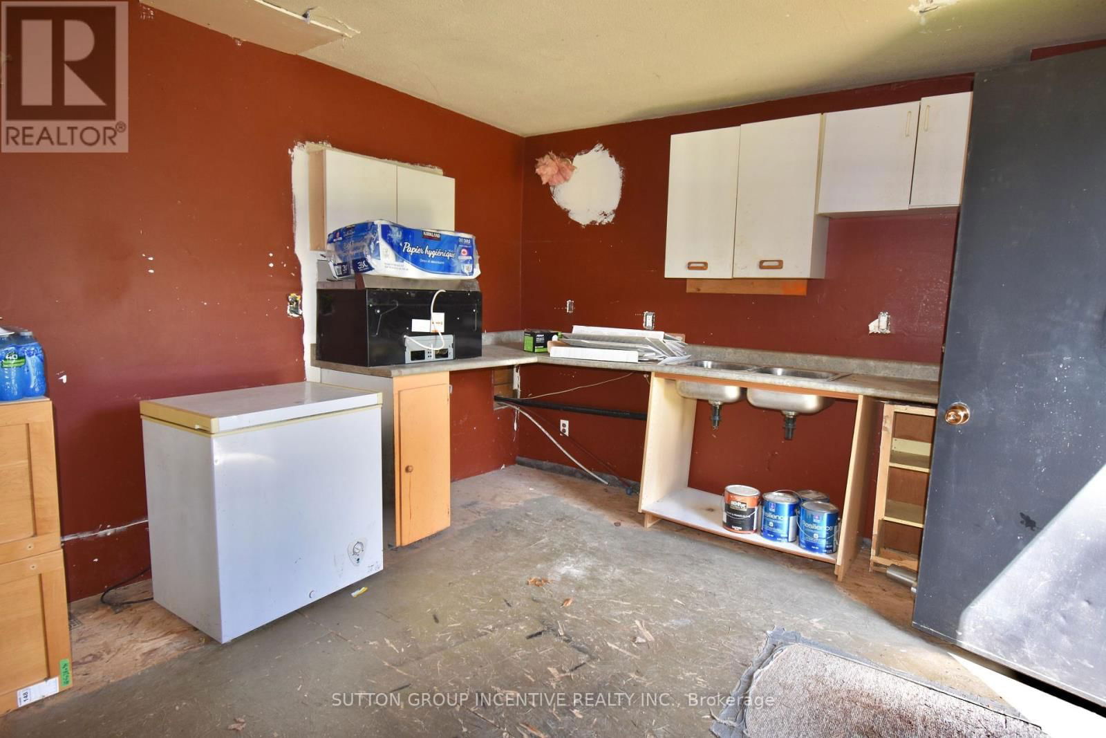 7216 COUNTY ROAD 13 Image 47