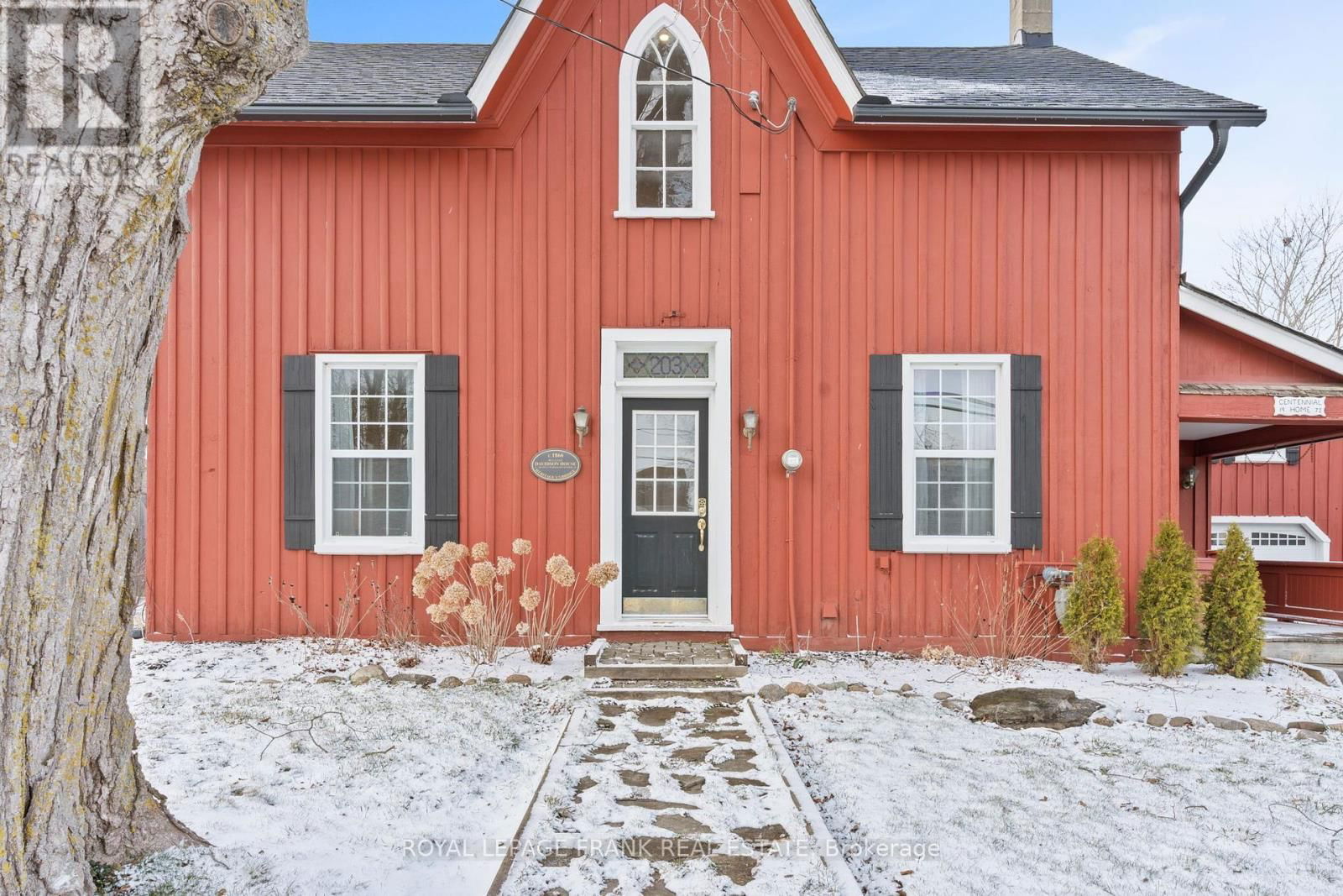 203 BROCK STREET WEST Image 34