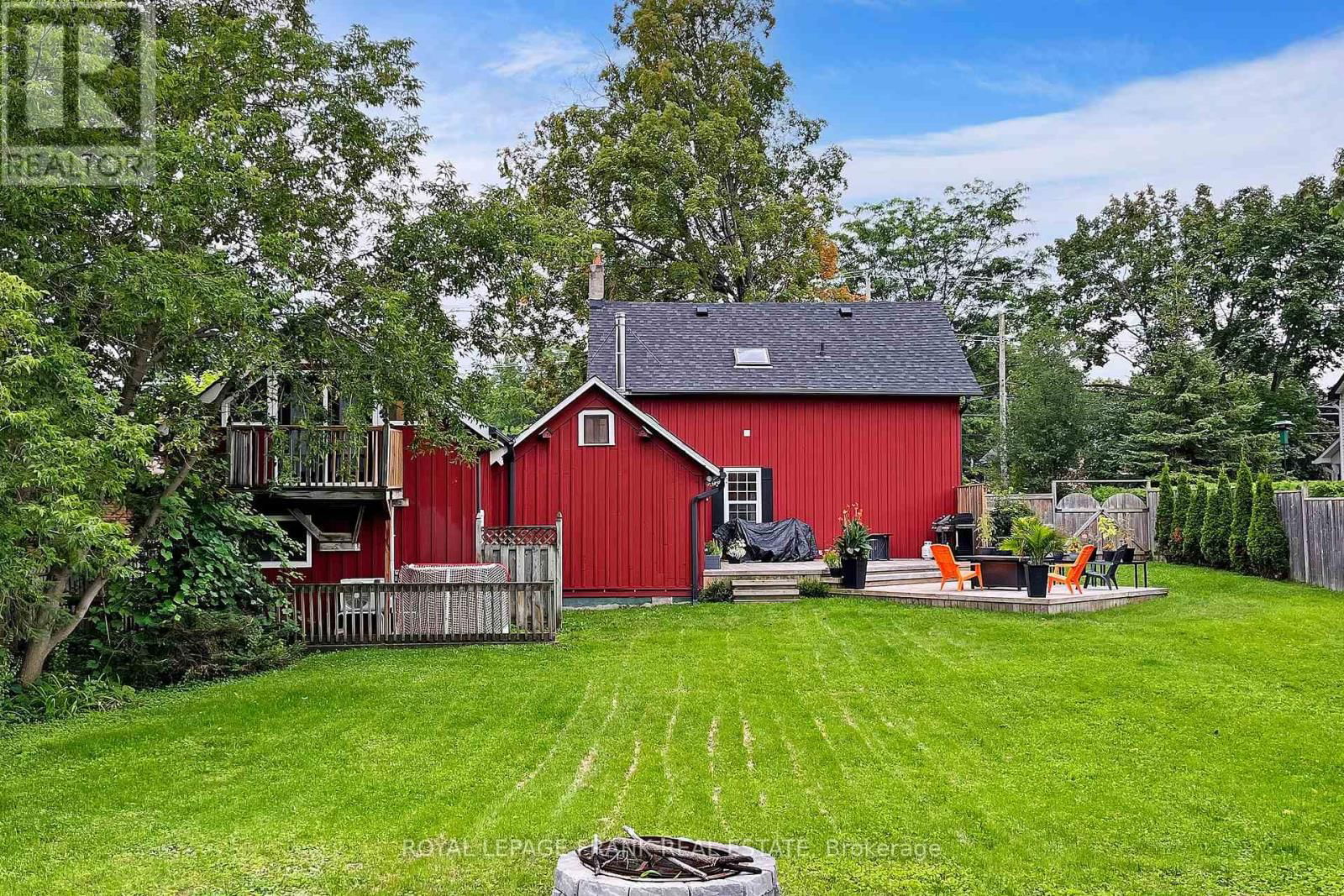 203 BROCK STREET WEST Image 36