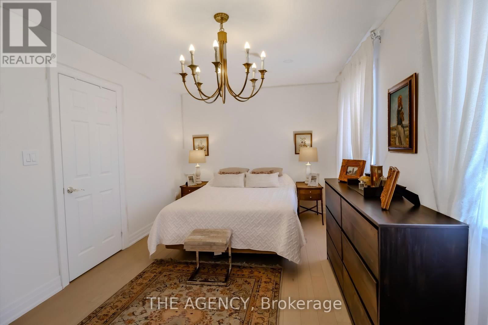 2A CHILTERN HILL Image 25