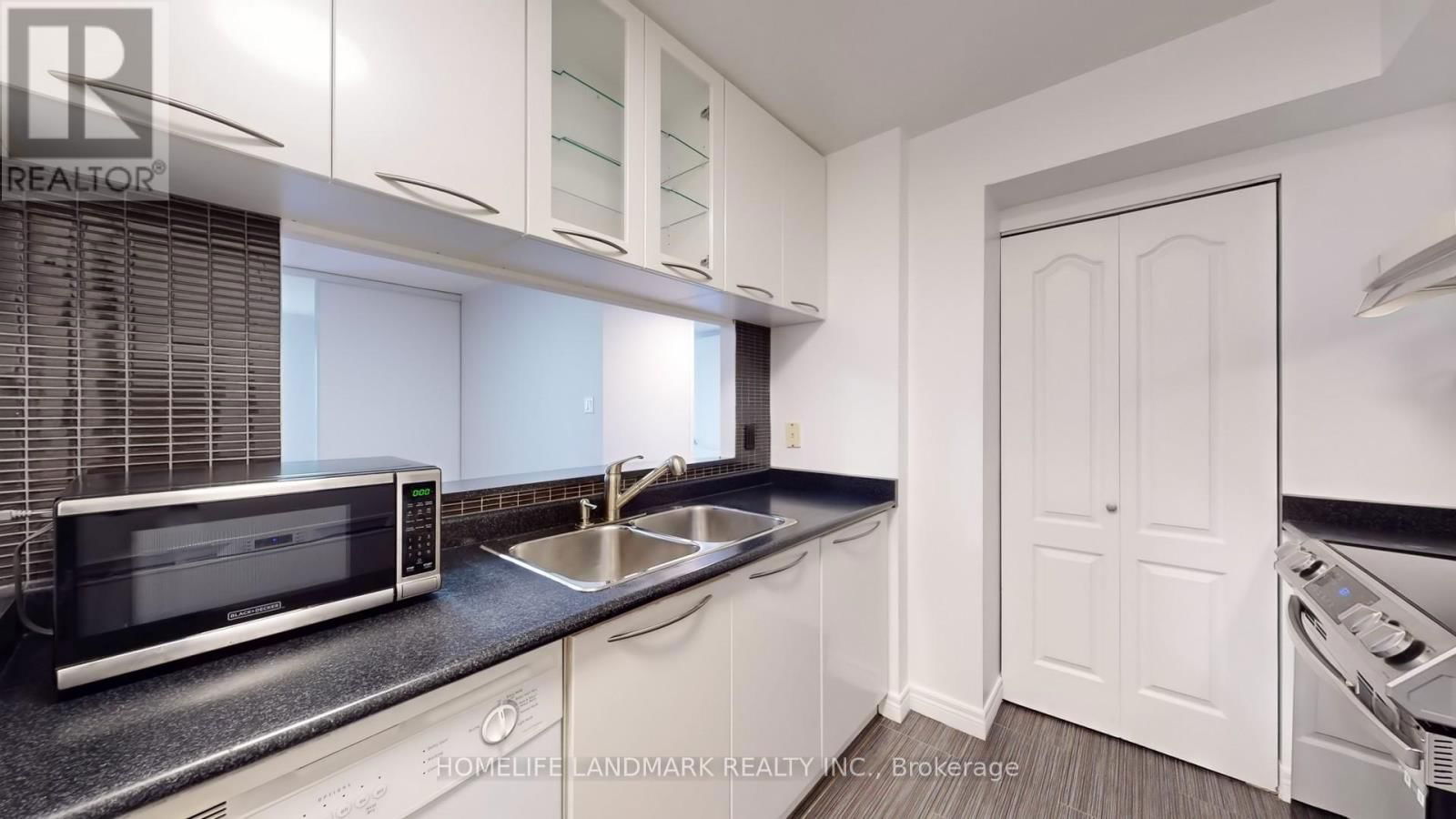 1509 - 399 SOUTH PARK ROAD Image 14