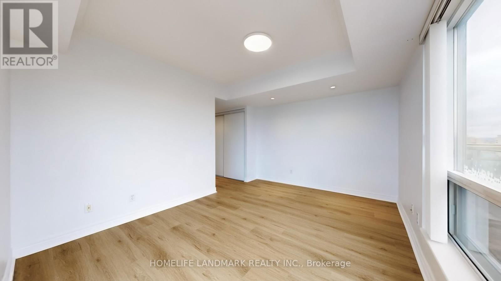1509 - 399 SOUTH PARK ROAD Image 21