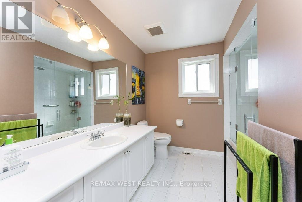 196 MAPES AVENUE Image 14