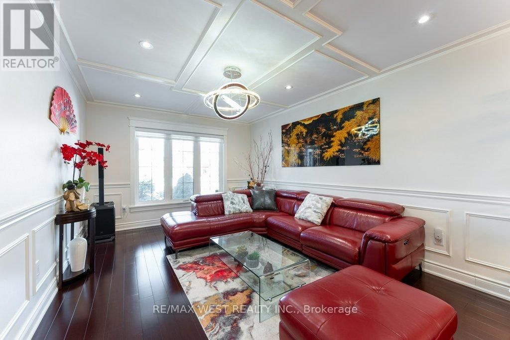 196 MAPES AVENUE Image 7