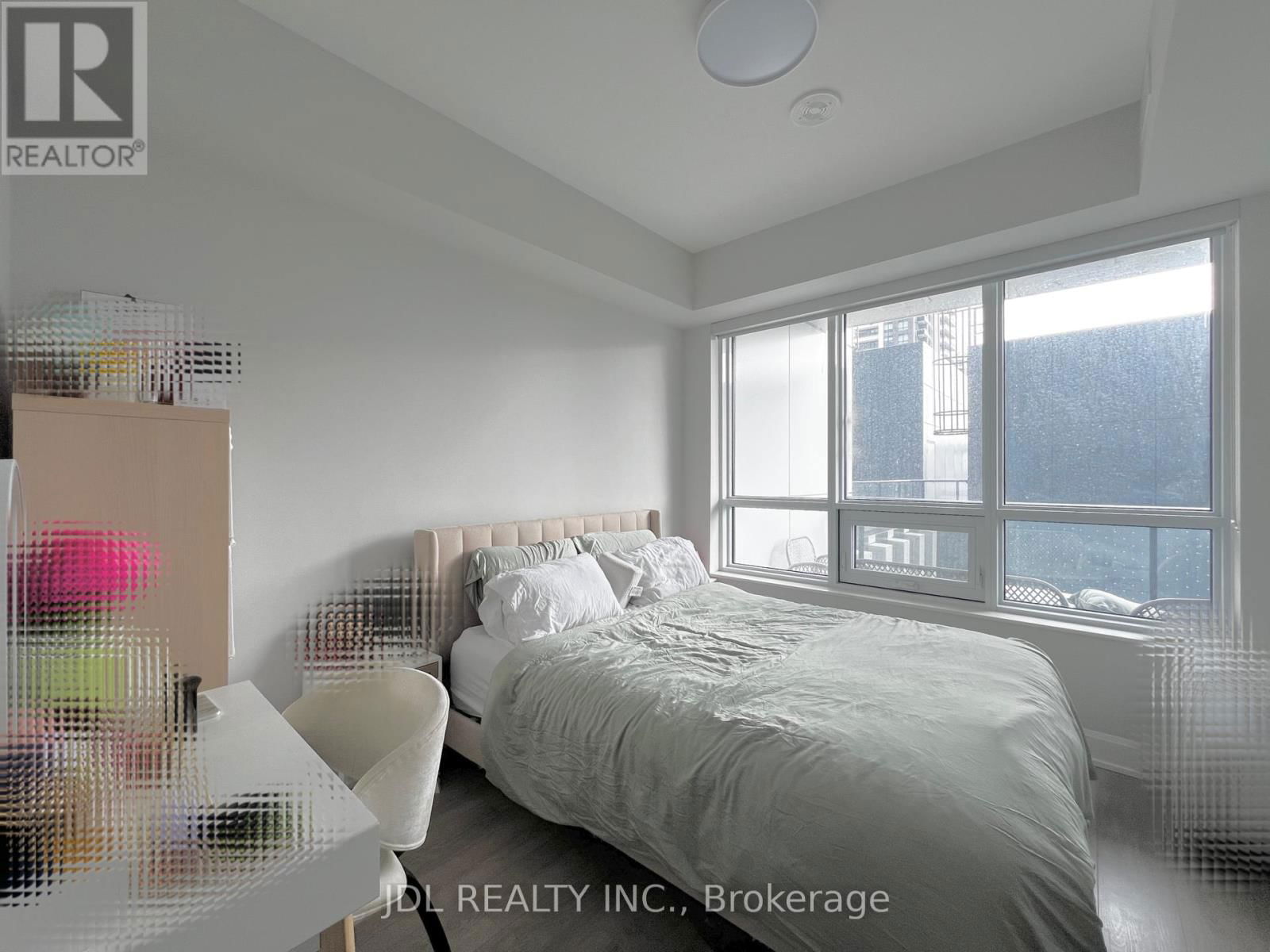511 - 8 WATER WALK DRIVE Image 9