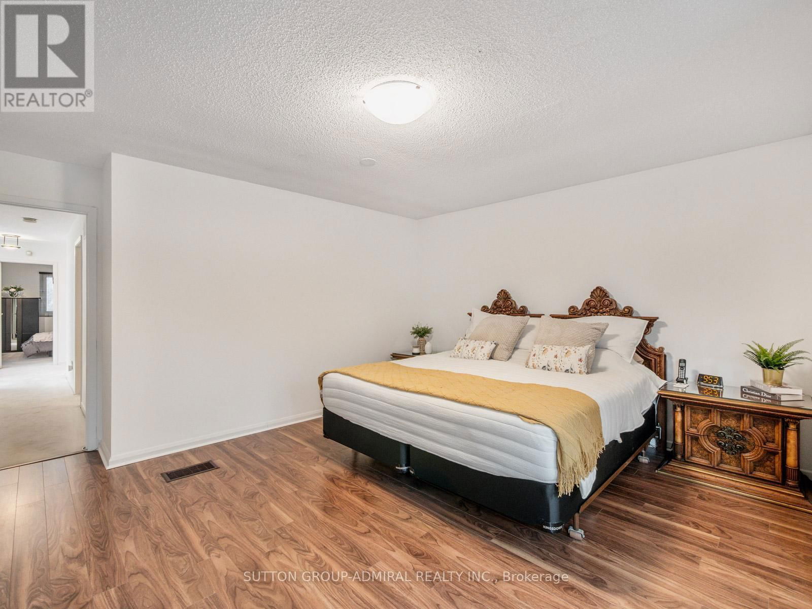61 RAMBLEWOOD LANE Image 20
