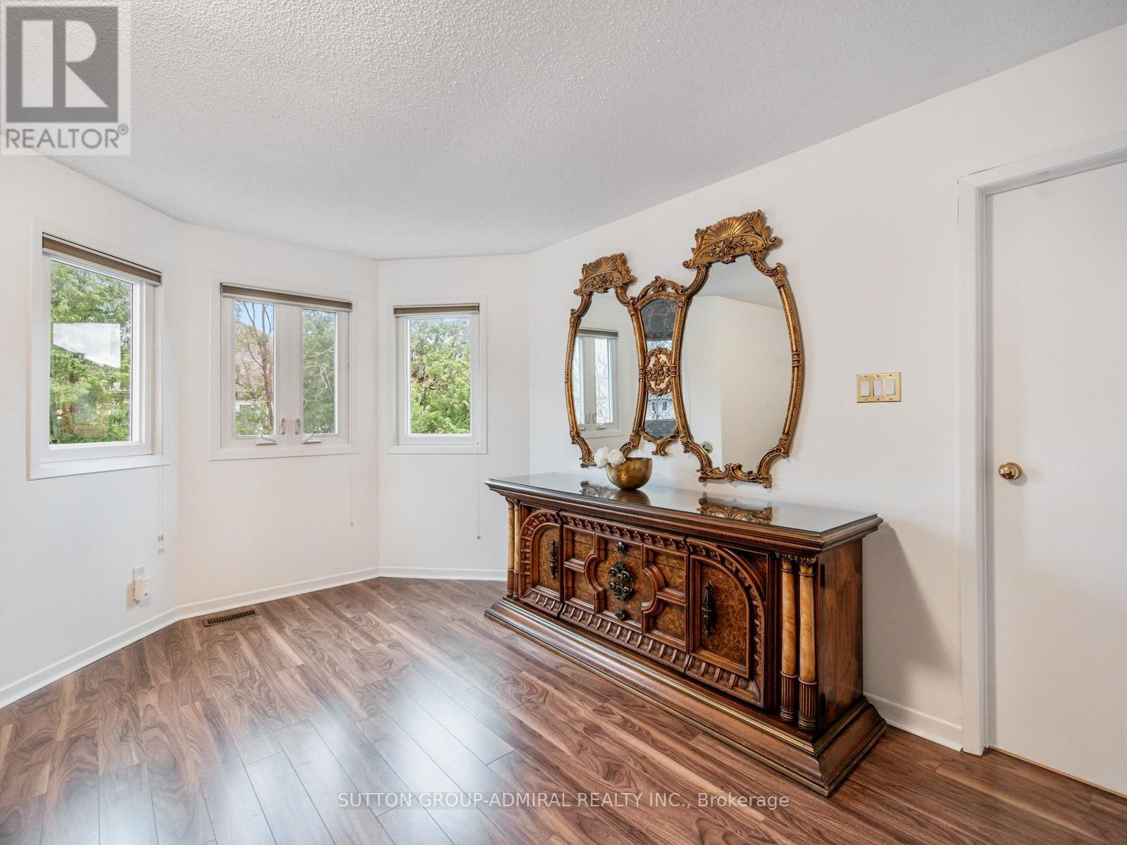 61 RAMBLEWOOD LANE Image 21