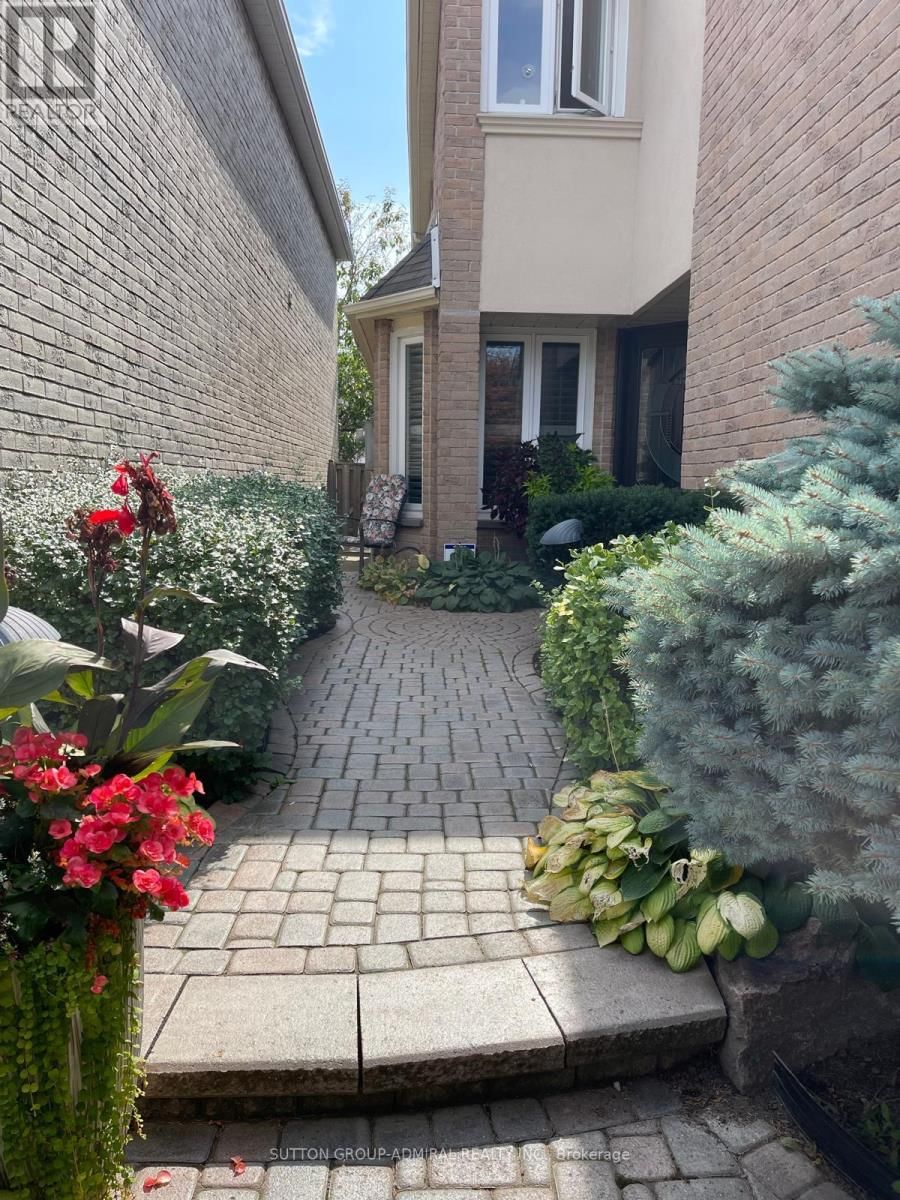 61 RAMBLEWOOD LANE Image 41