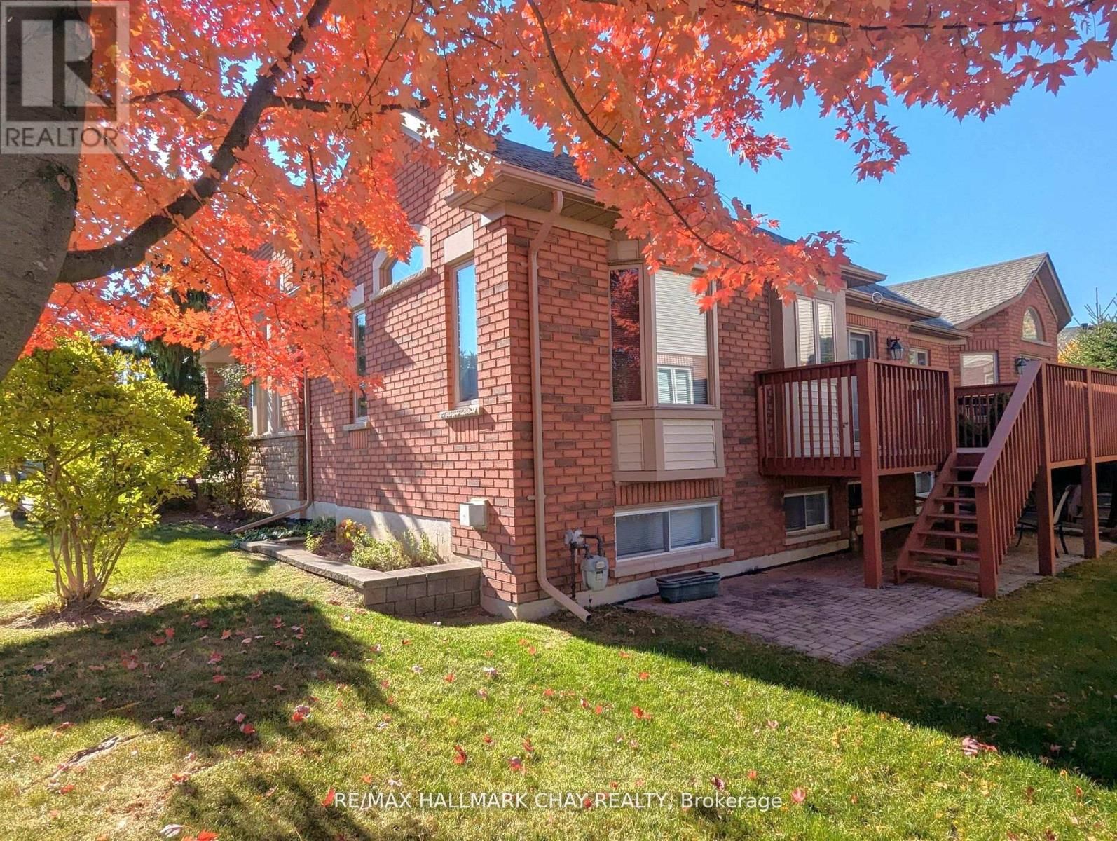 17 ARTISAN LANE Image 9