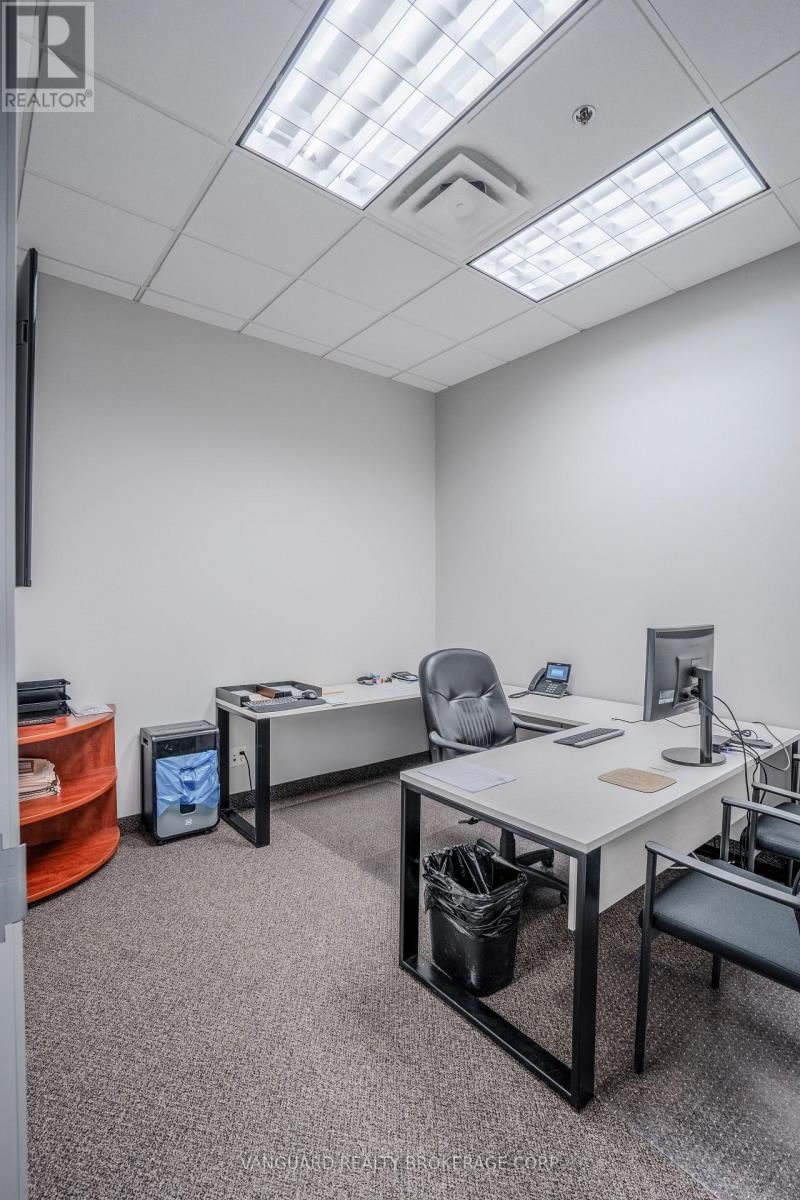 303 - 8800 DUFFERIN STREET Image 31