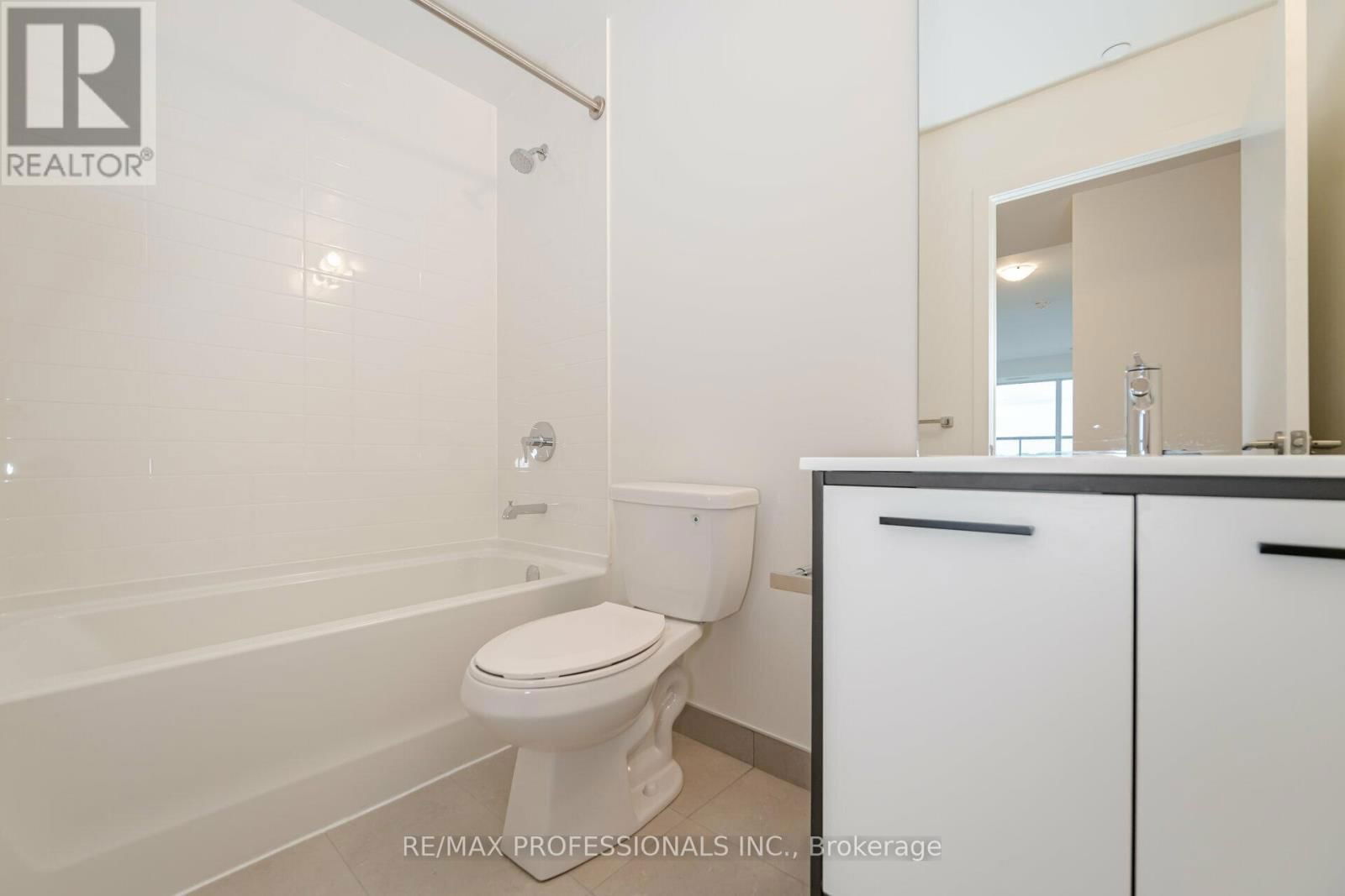 504 - 185 DEERFIELD ROAD Image 26