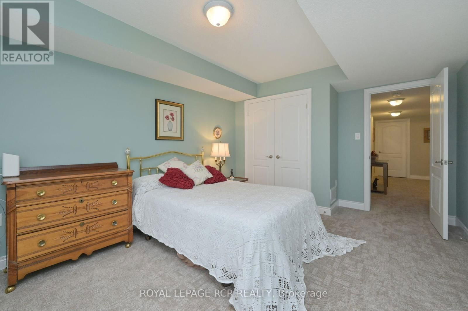 188 RIDGE WAY Image 25