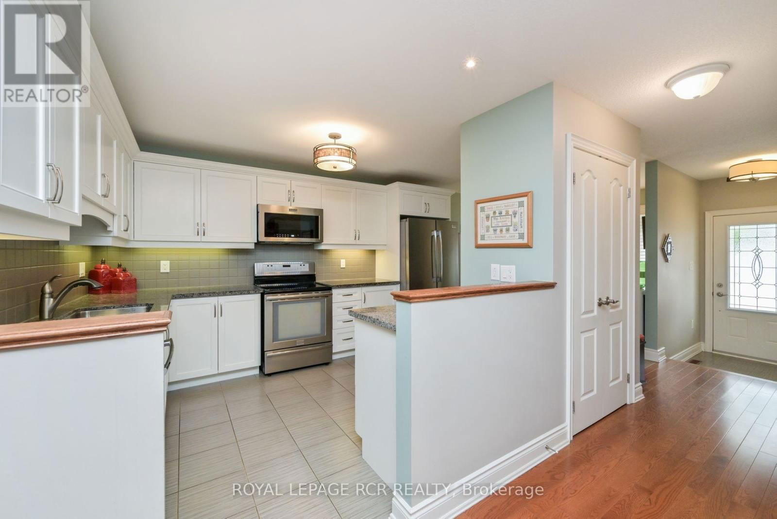 188 RIDGE WAY Image 4